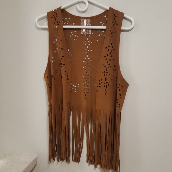 Mauve Fringed Die Cut Vest - Picture 1 of 5